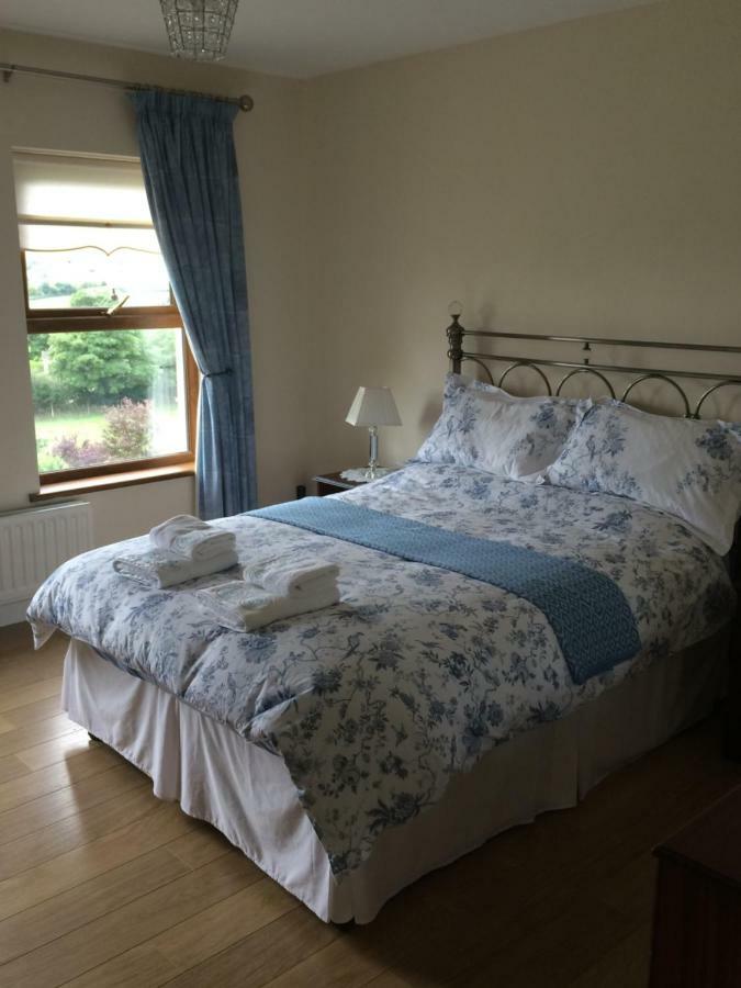 Leitrim Hill Bed And Breakfast Kilkeel Eksteriør billede
