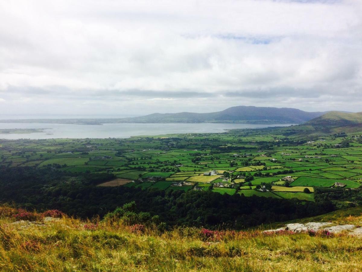 Leitrim Hill Bed And Breakfast Kilkeel Eksteriør billede